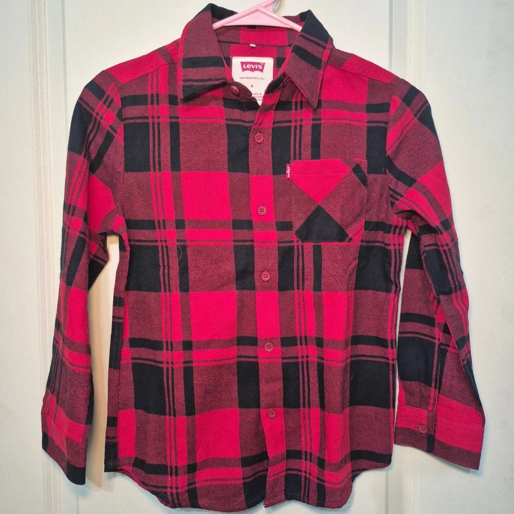 Levis Boys Red Black Plaid Flannel Button Down Shirt Size 8 Long Sleeve K054-023